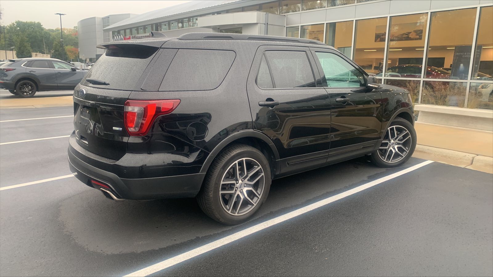 Thumbnail: 2017 Ford Explorer - 5