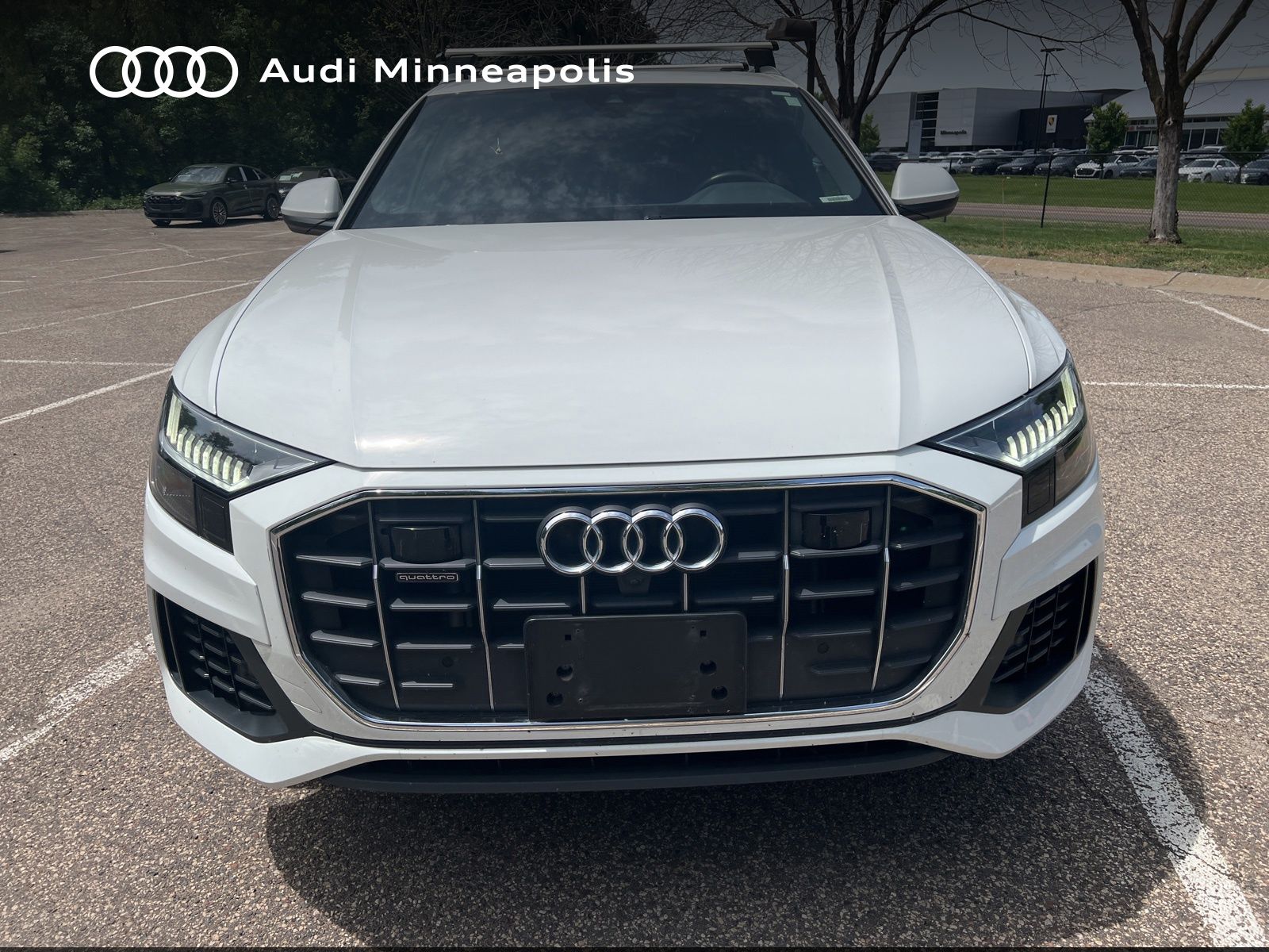 Thumbnail: 2023 Audi Q8 - 2