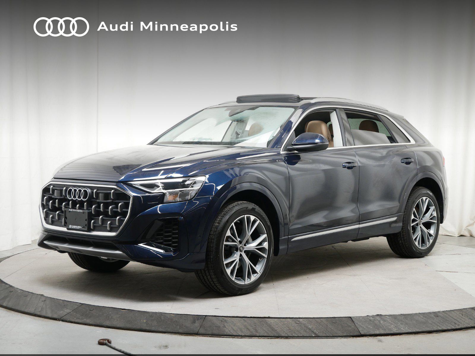 Thumbnail: 2025 Audi Q8 - 1