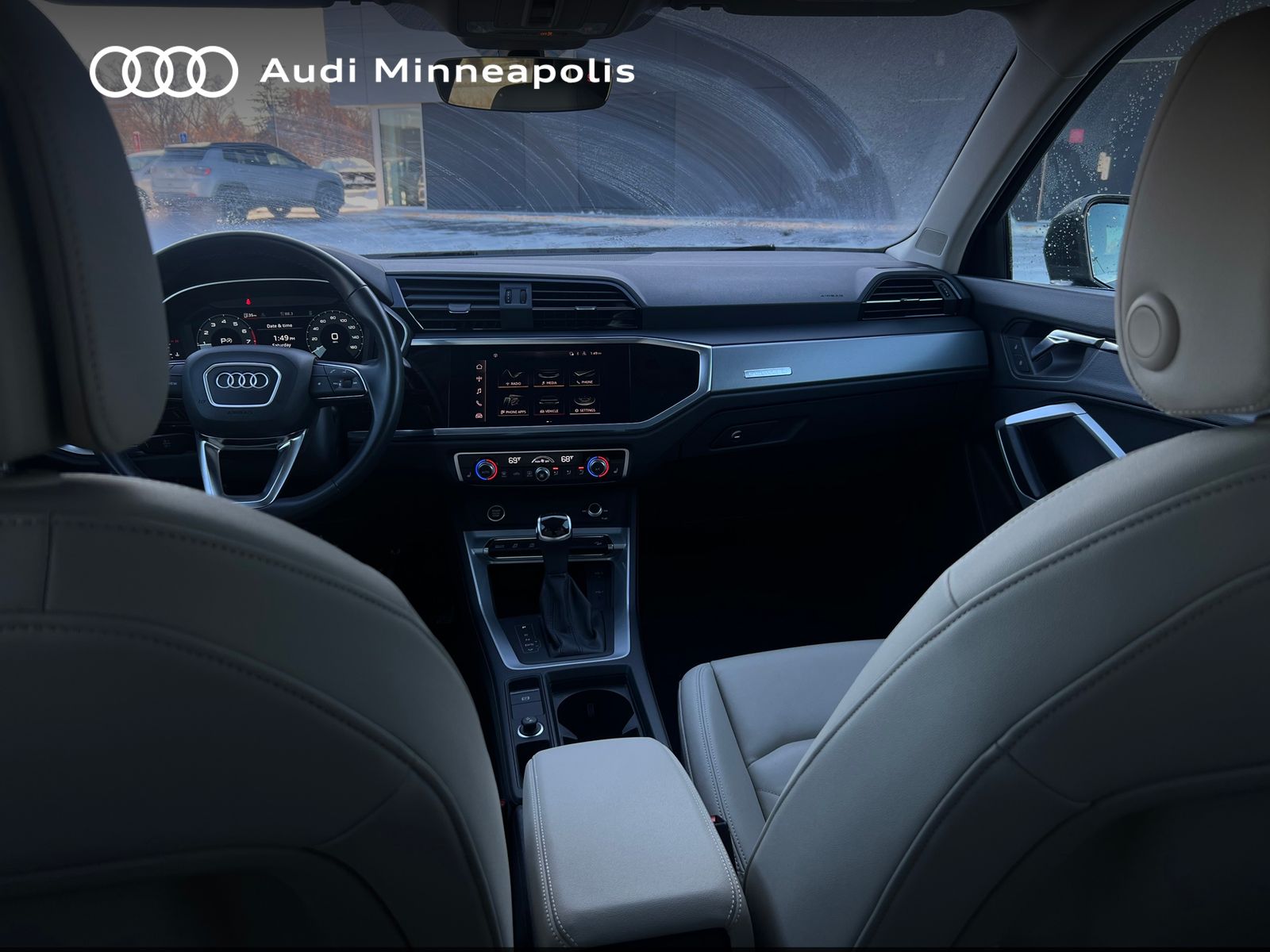 Thumbnail: 2022 Audi Q3 - 22