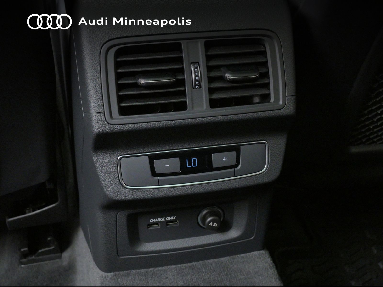 Thumbnail: 2023 Audi Q5 - 17