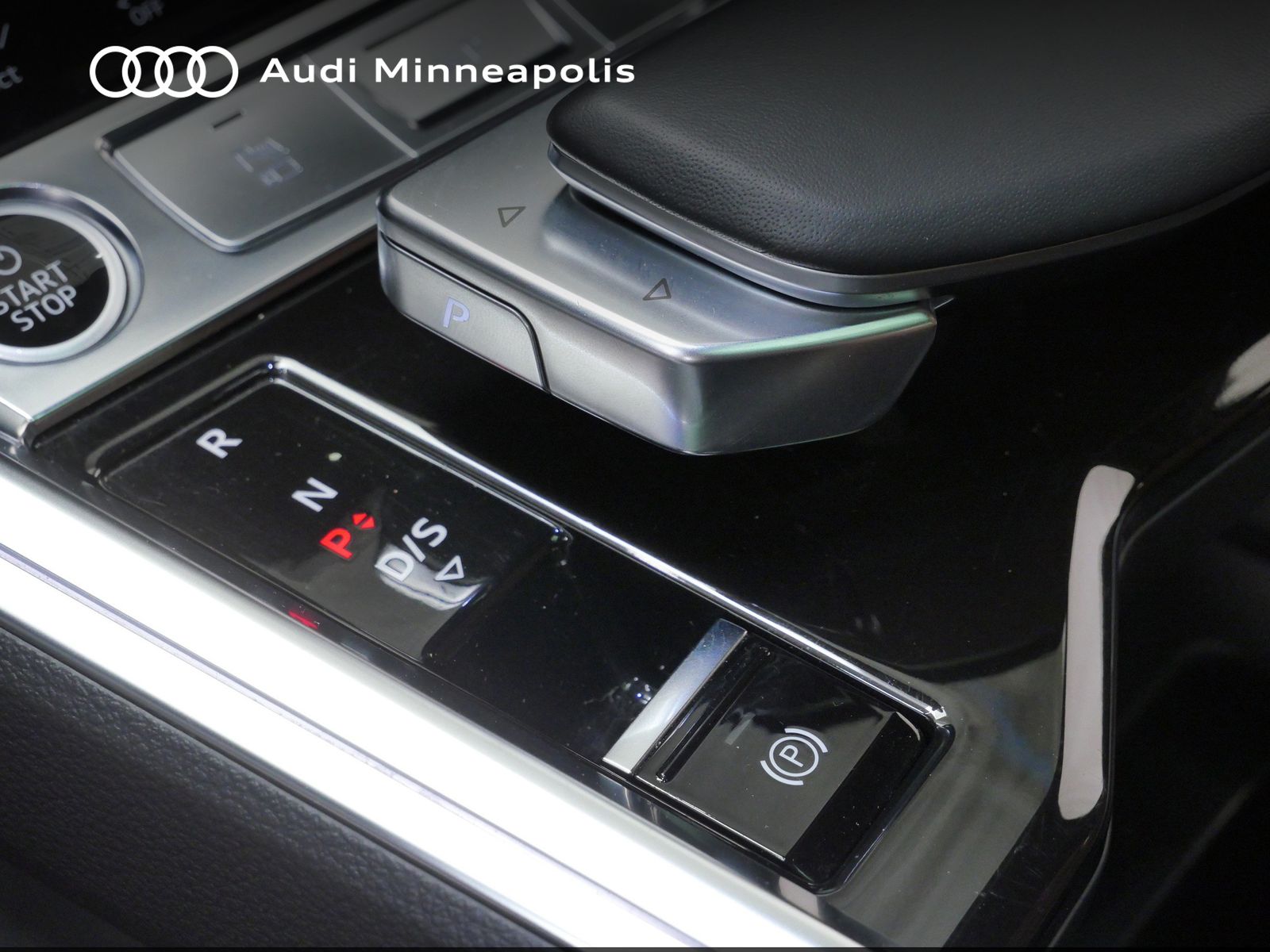 Thumbnail: 2024 Audi Q8 e-tron - 31