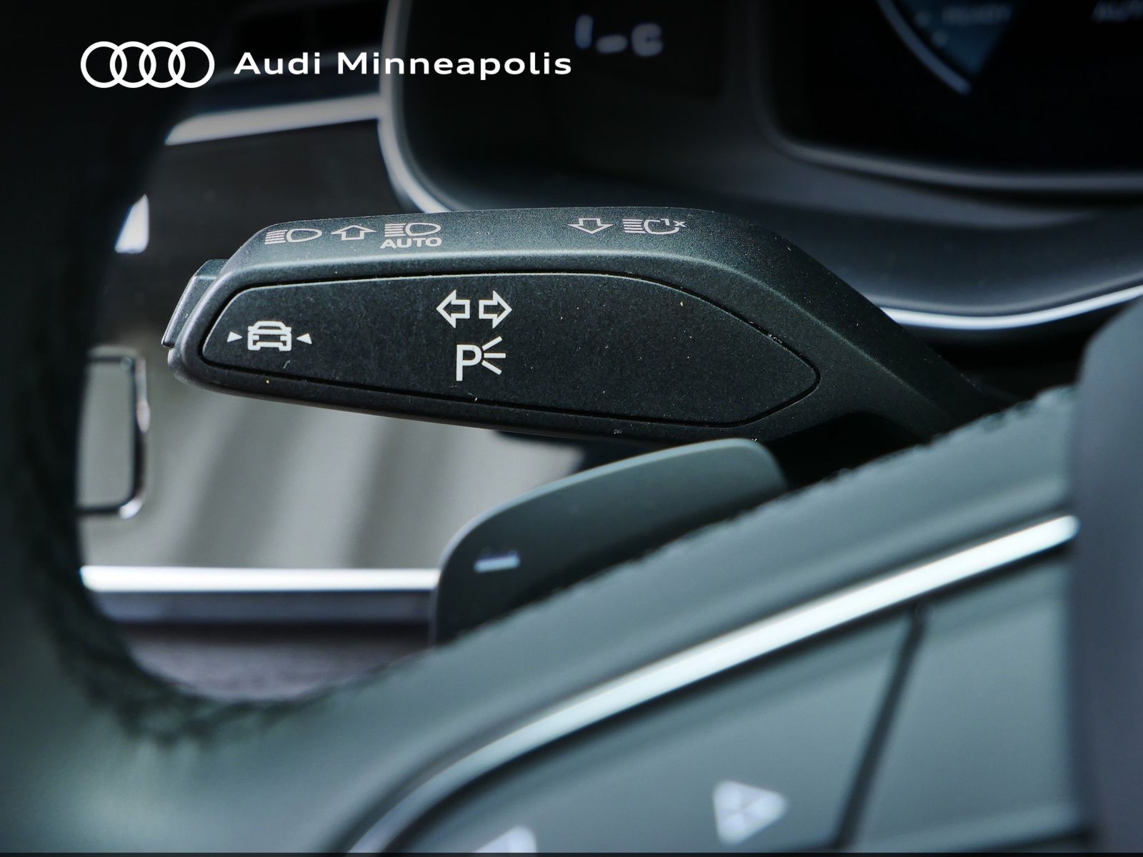 Thumbnail: 2023 Audi Q7 - 24