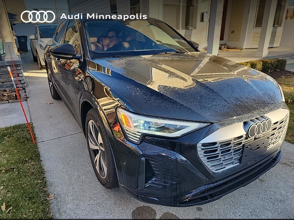 Thumbnail: 2024 Audi Q8 e-tron - 5