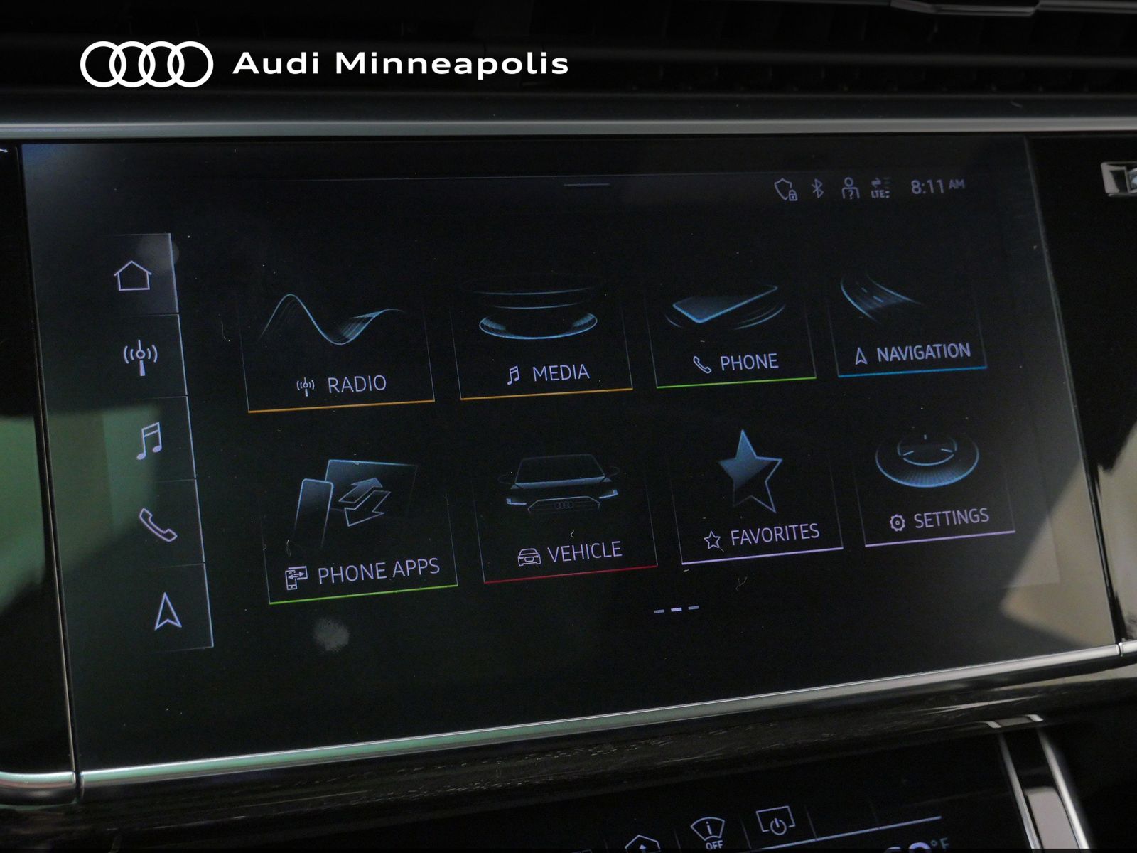 Thumbnail: 2021 Audi Q8 - 26