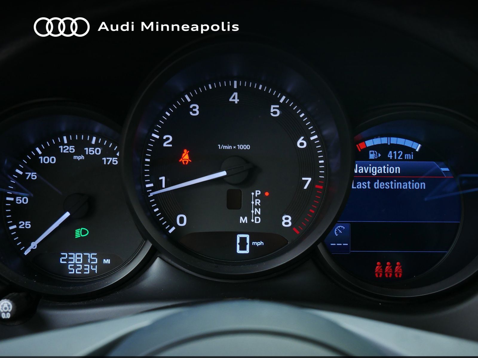 Thumbnail: 2023 Porsche Macan - 24