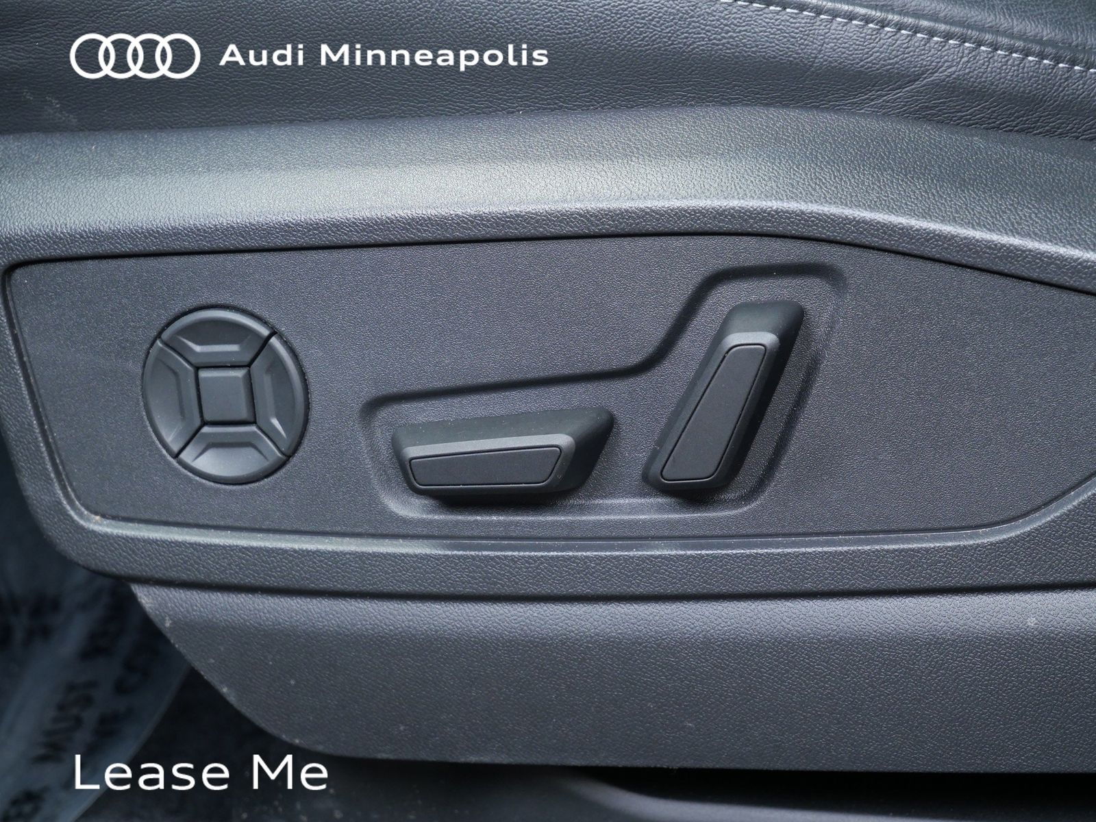 Thumbnail: 2025 Audi Q5 - 19