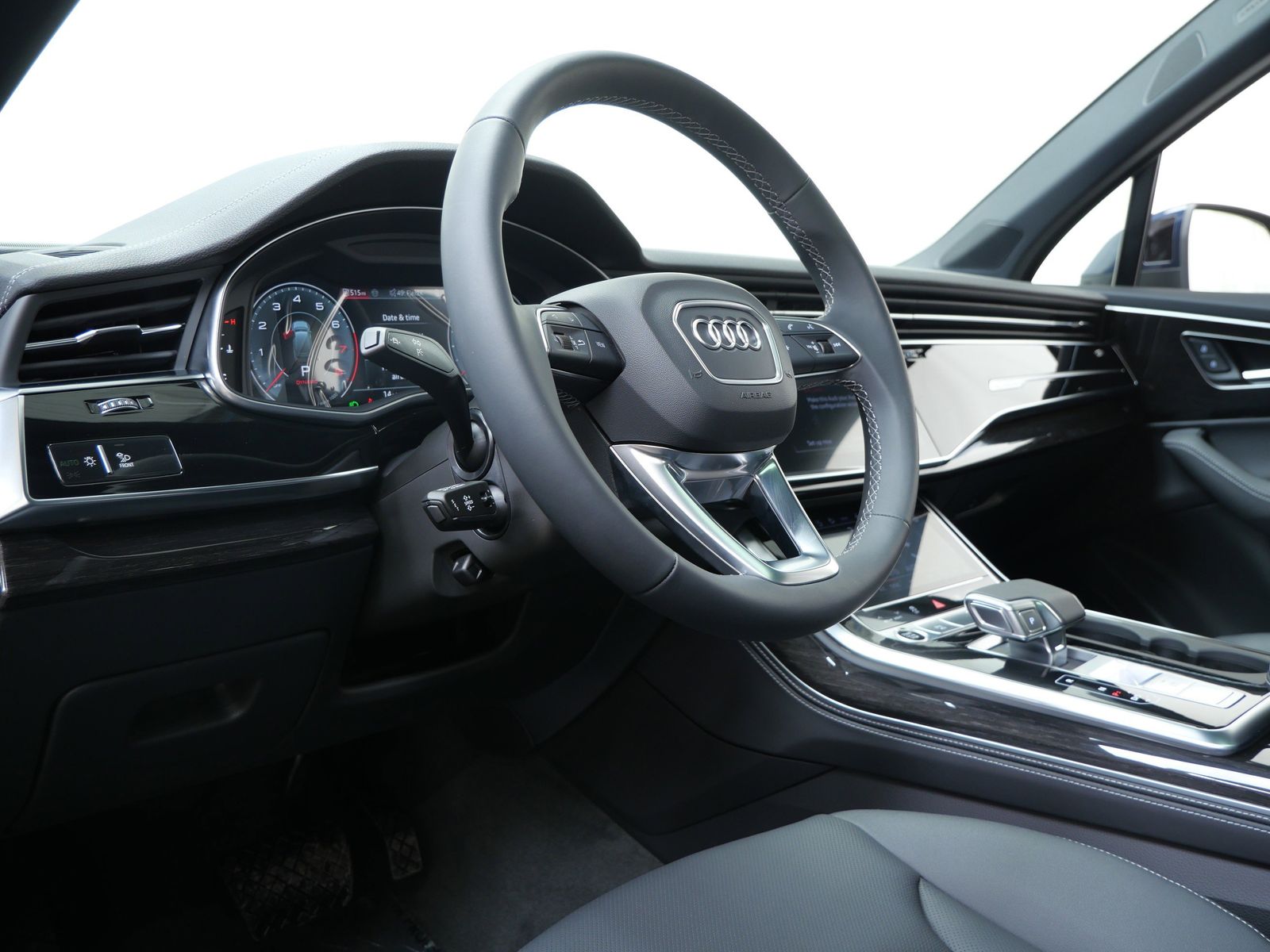 Thumbnail: 2026 Audi Q7 - 2