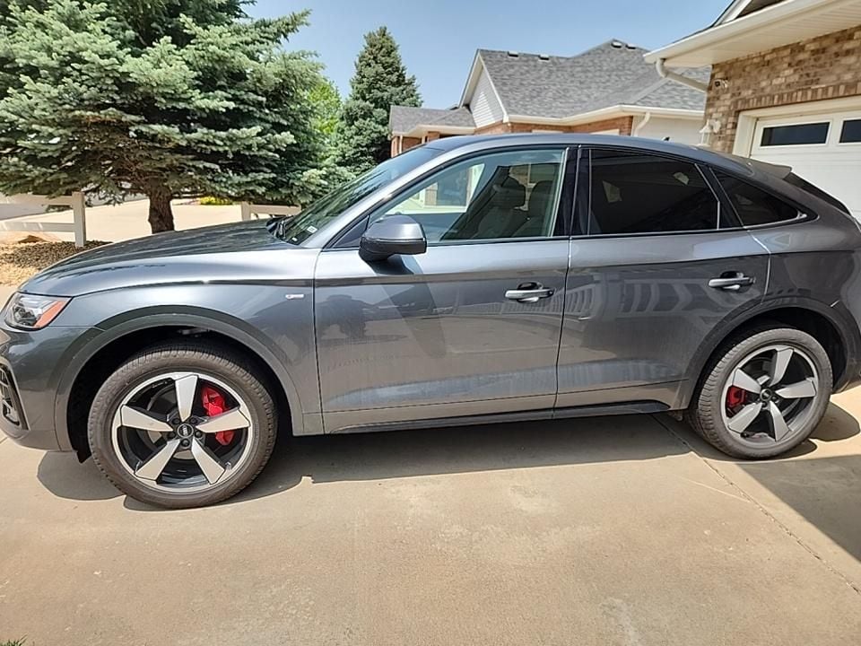2024 Audi Q5 e Premium Plus 5
