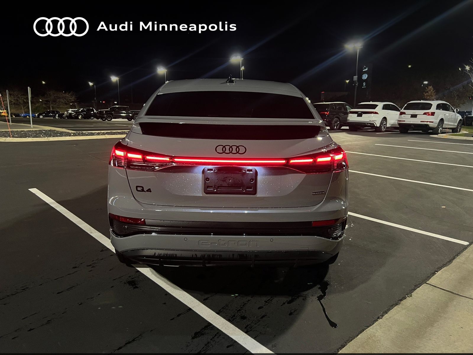 Thumbnail: 2023 Audi Q4 e-tron - 6