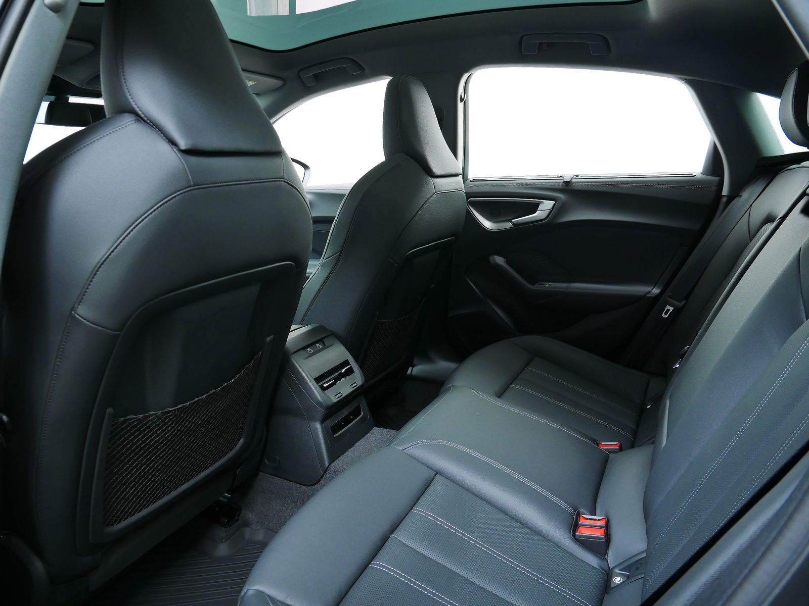 Thumbnail: 2025 Audi A5 - 12