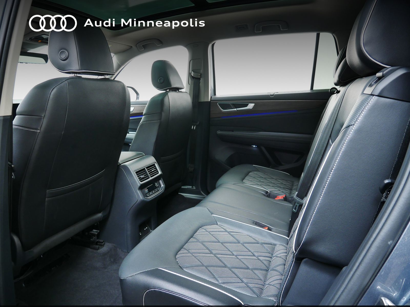 Thumbnail: 2024 Volkswagen Atlas - 14