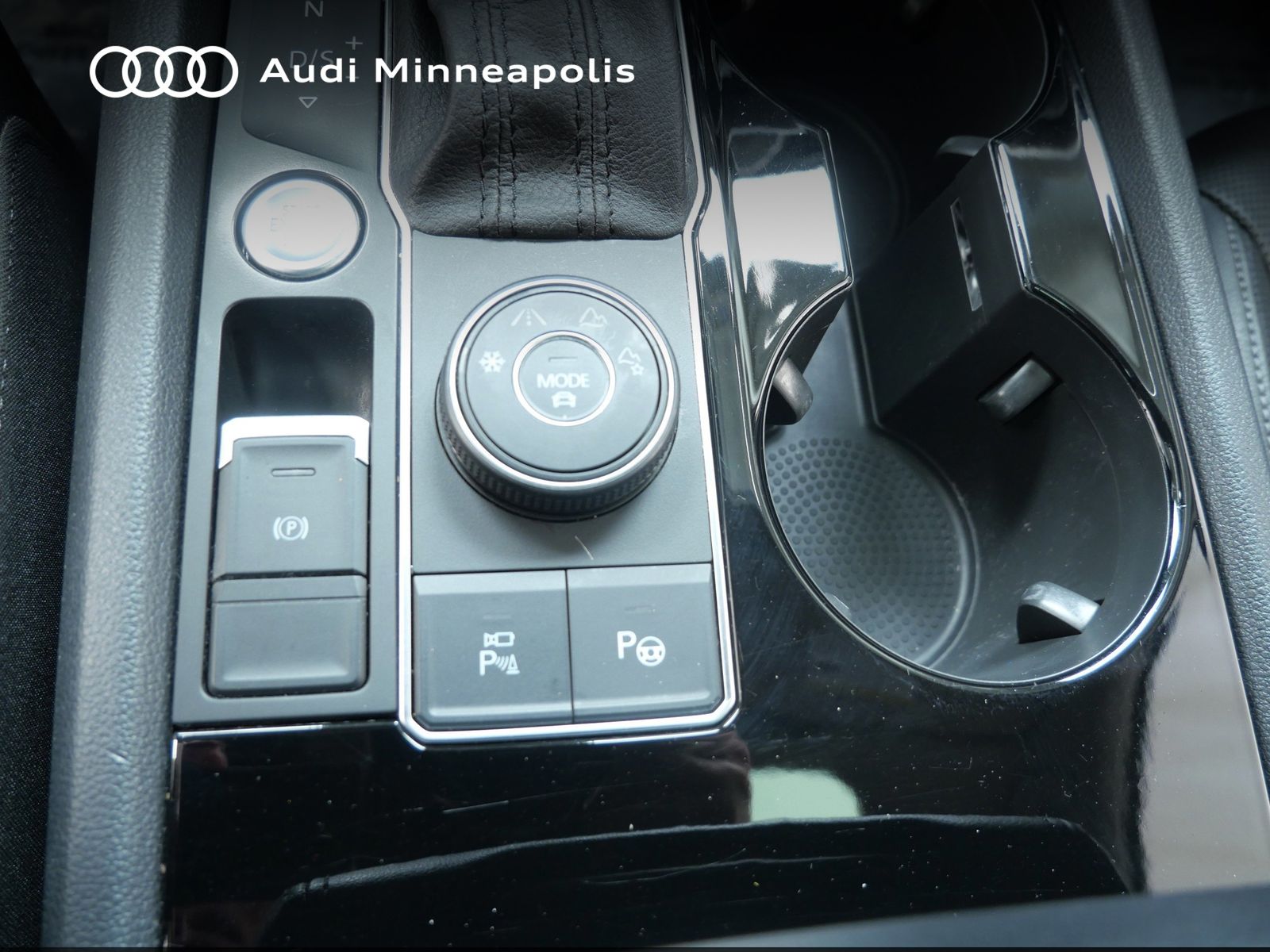 Thumbnail: 2019 Volkswagen Atlas - 28