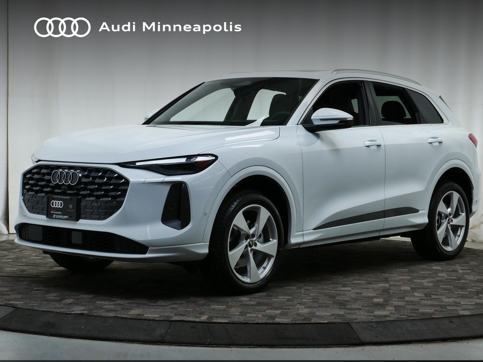 Thumbnail: 2025 Audi Q5 - 1