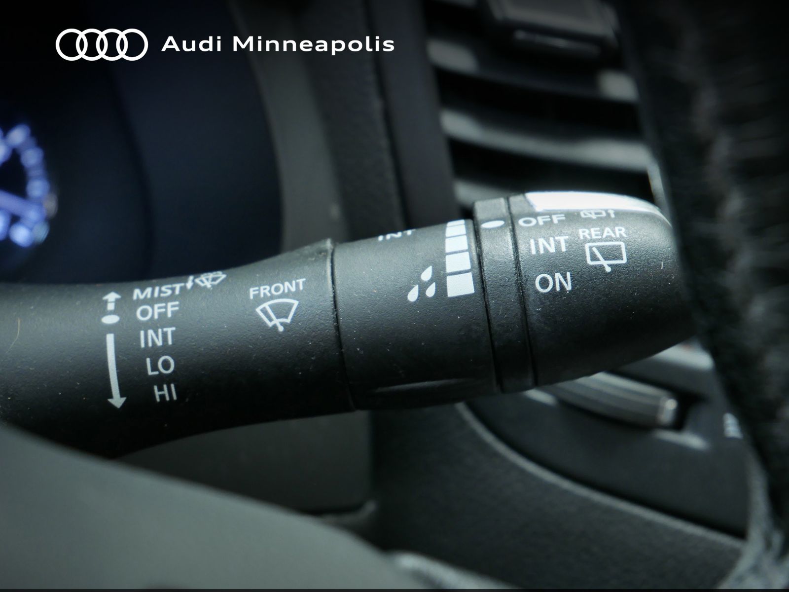 Thumbnail: 2015 INFINITI QX70 - 24