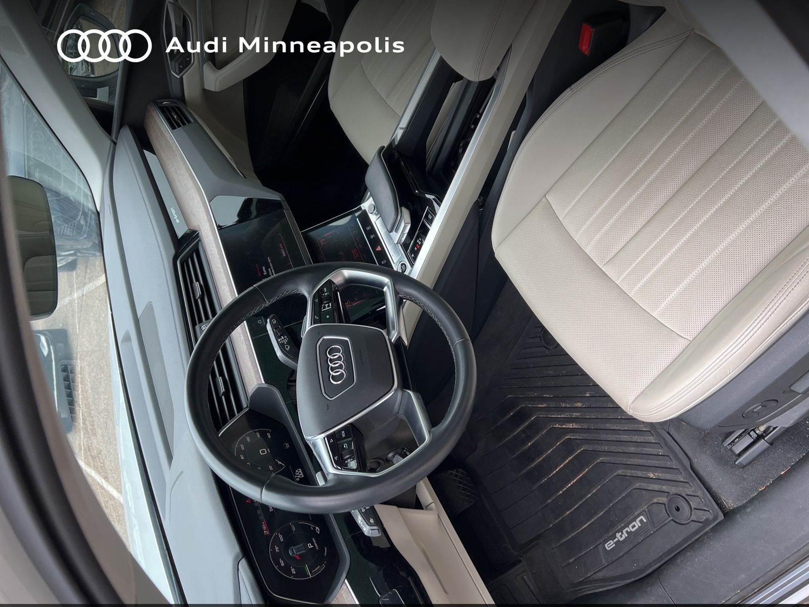 Thumbnail: 2024 Audi Q8 e-tron - 19