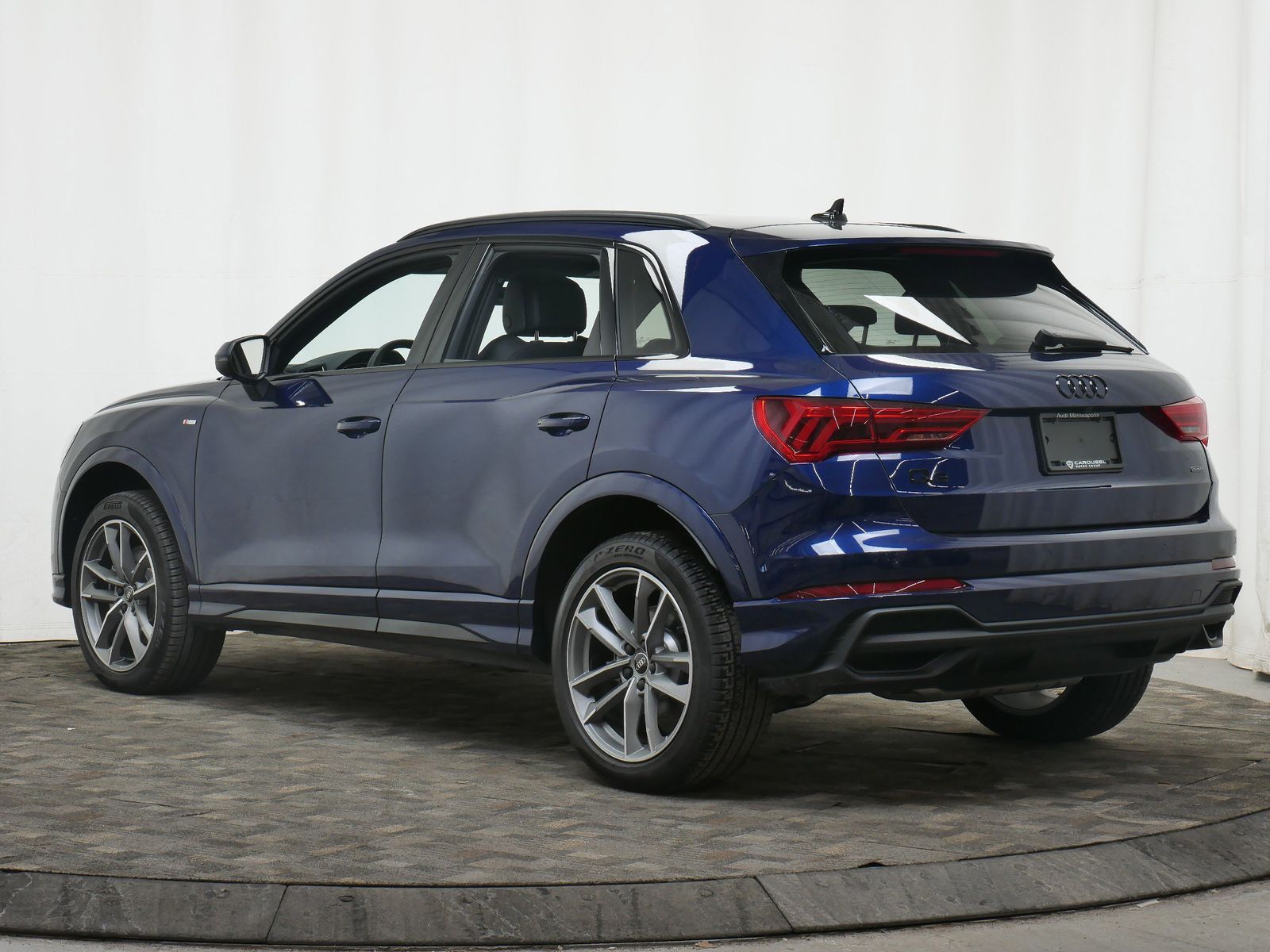 Thumbnail: 2025 Audi Q3 - 3