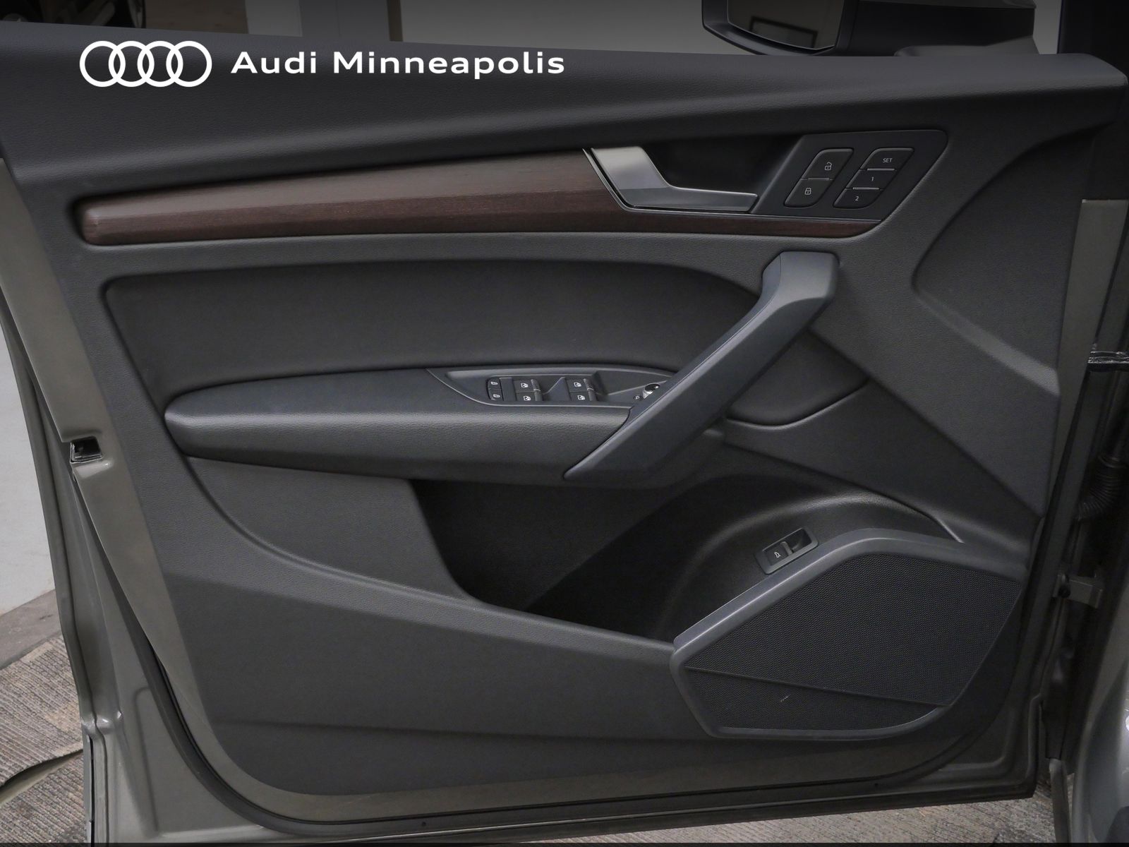 Thumbnail: 2023 Audi Q5 - 13