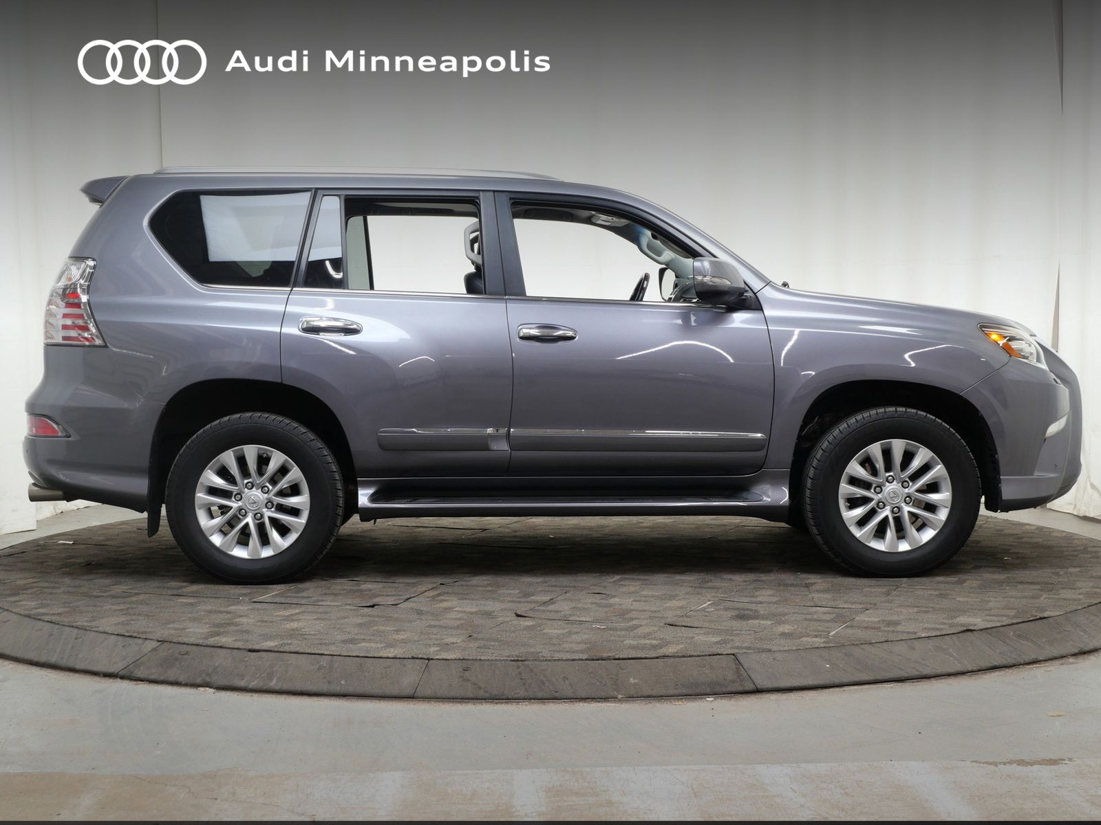 Thumbnail: 2015 Lexus GX - 9