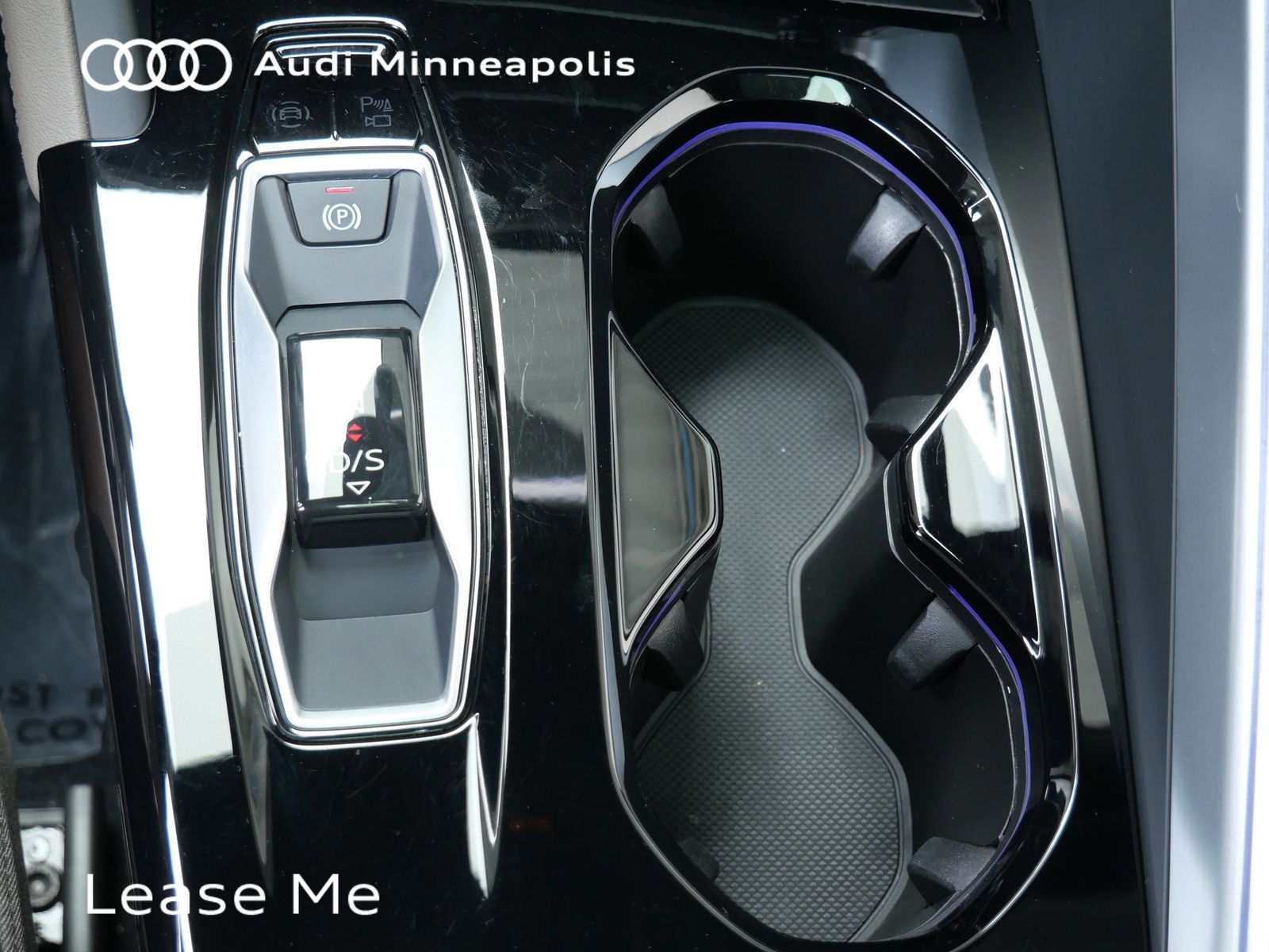 Thumbnail: 2025 Audi Q5 - 17
