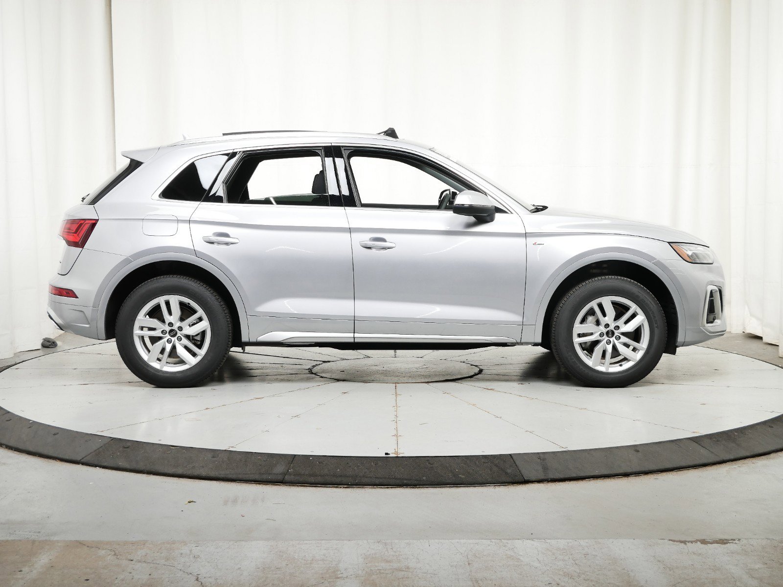 2024 Audi Q5 e Premium 7