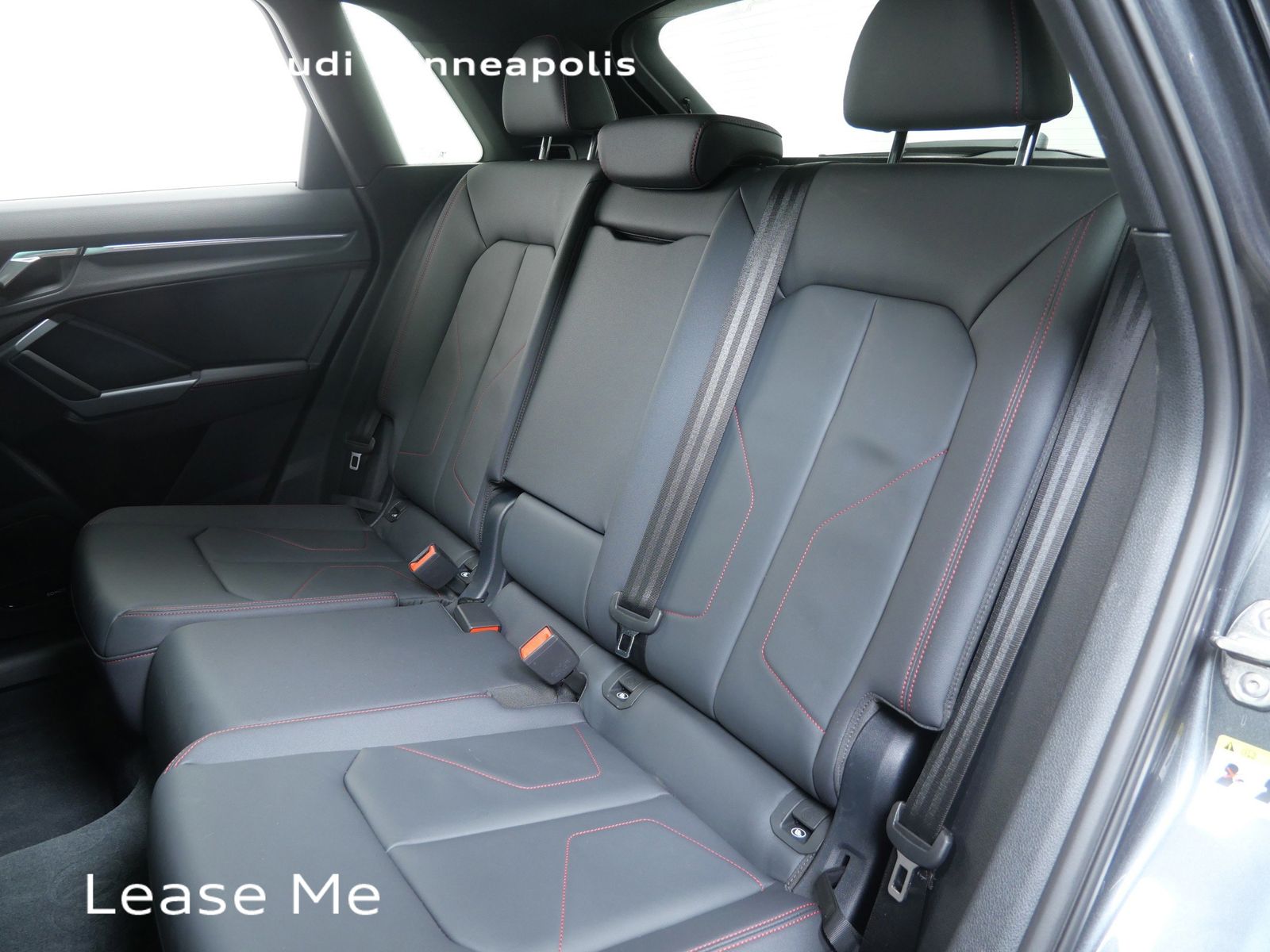 Thumbnail: 2025 Audi Q3 - 14