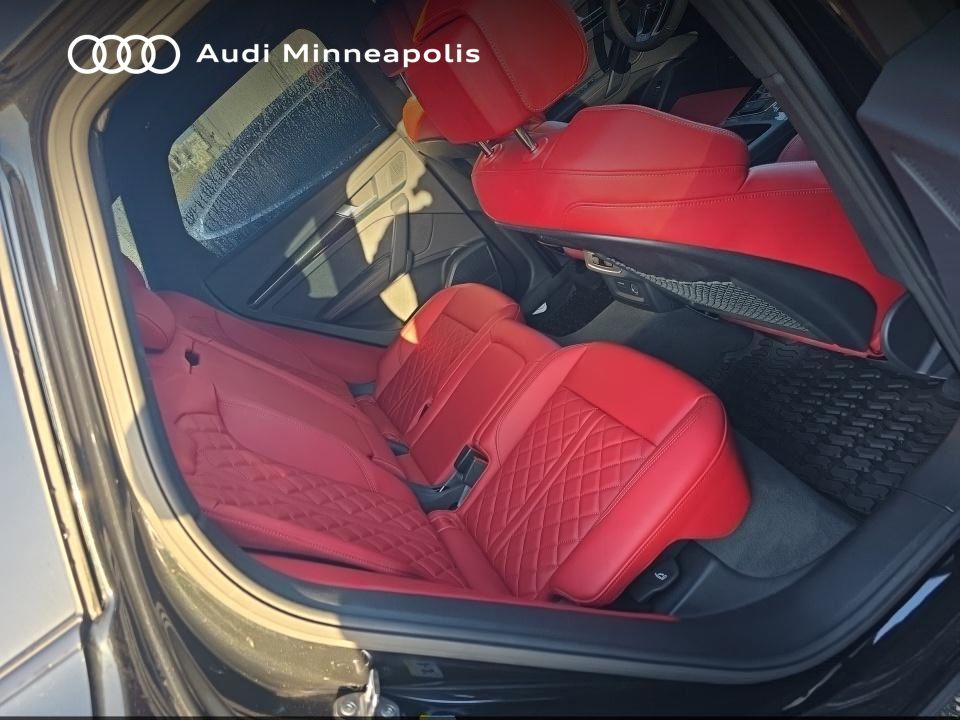 Thumbnail: 2023 Audi SQ5 - 14