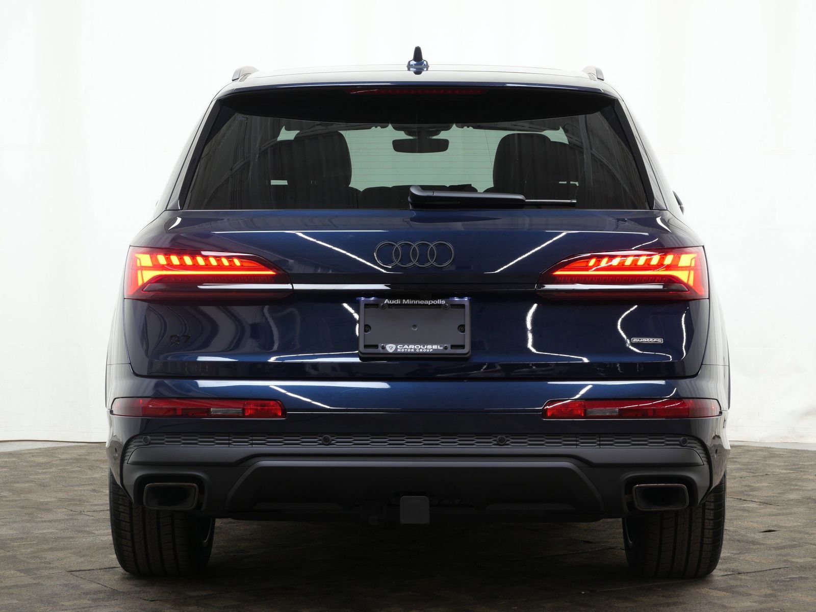 Thumbnail: 2026 Audi Q7 - 5