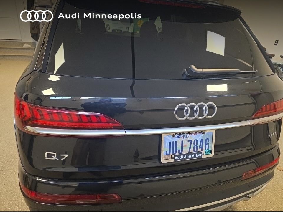 Thumbnail: 2023 Audi Q7 - 13