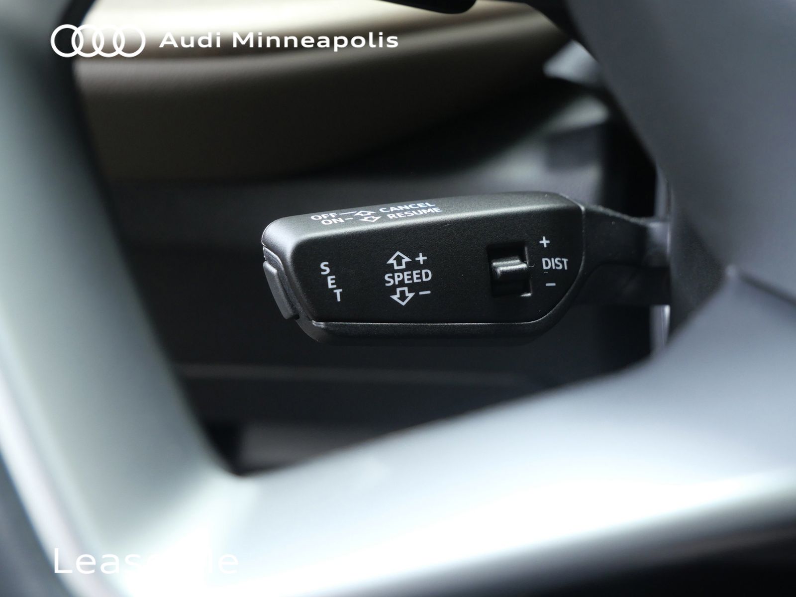 Thumbnail: 2025 Audi Q5 - 25