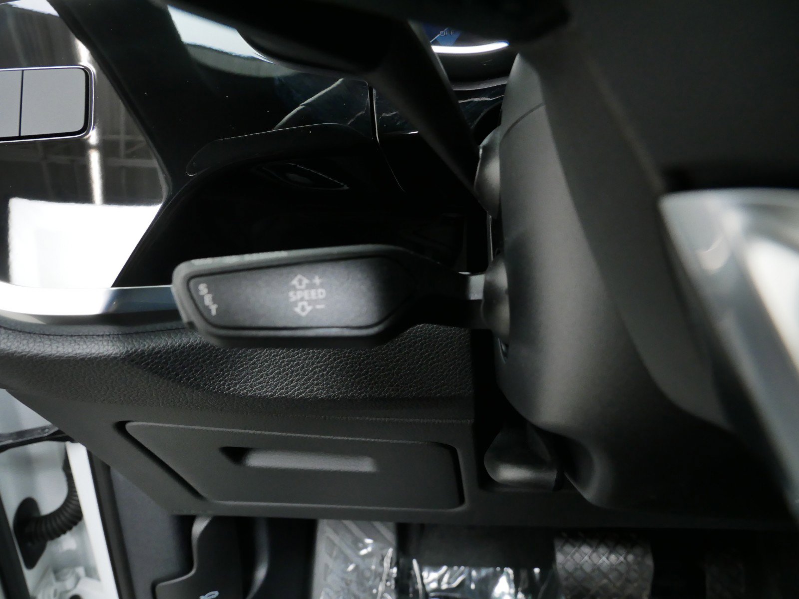 Thumbnail: 2023 Audi Q3 - 18