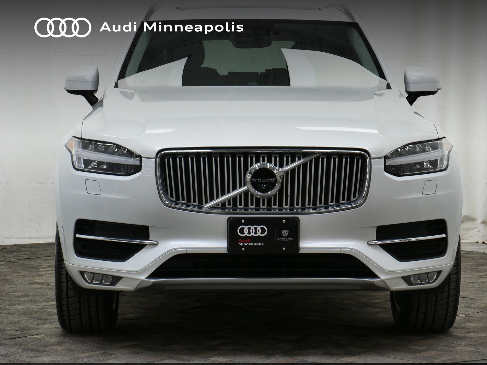 Thumbnail: 2018 Volvo XC90 - 10