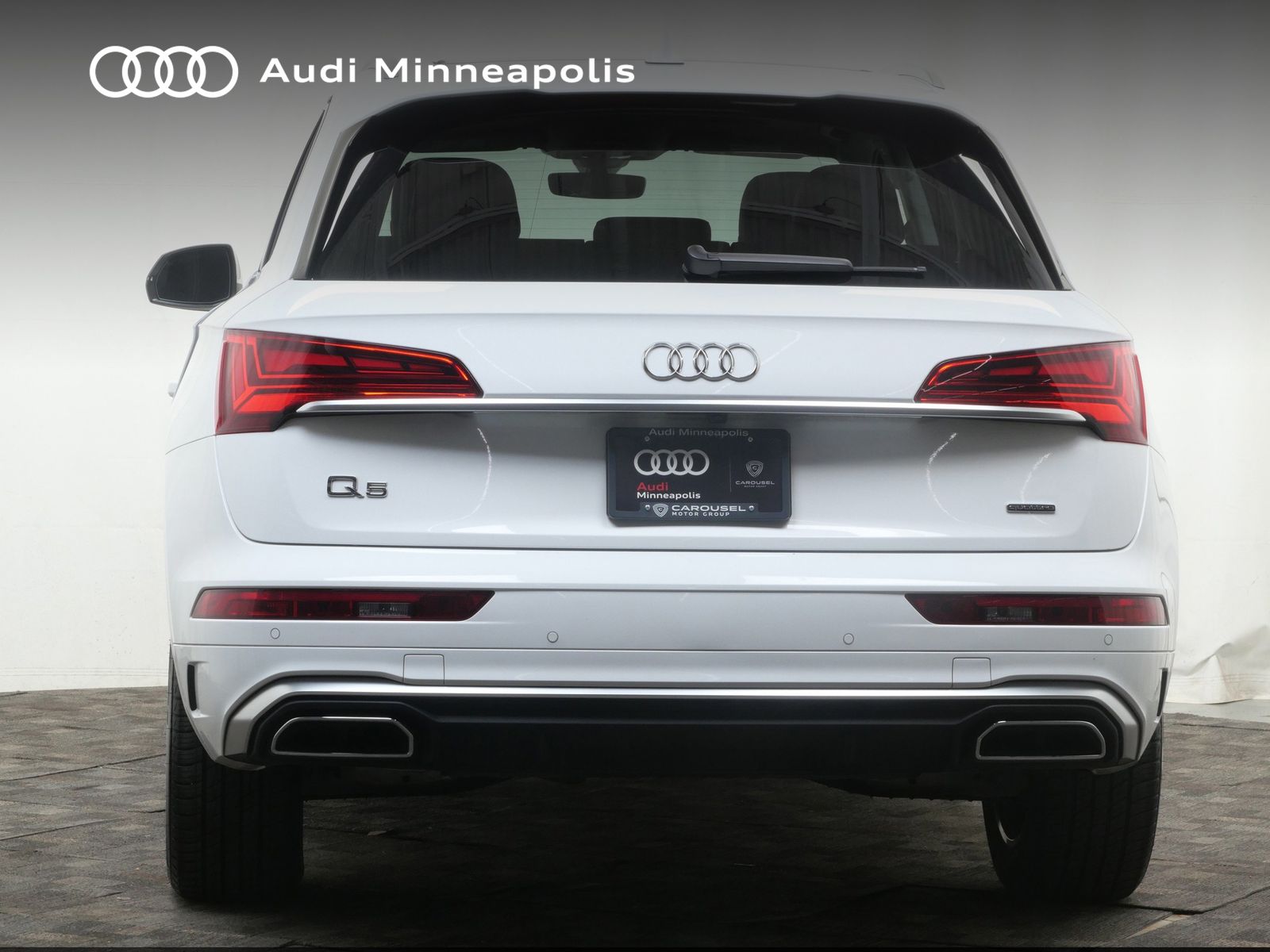 Thumbnail: 2023 Audi Q5 - 6