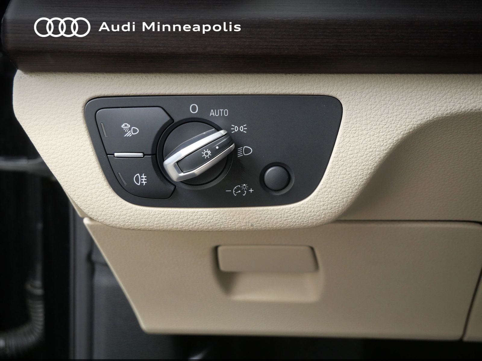 Thumbnail: 2023 Audi Q5 - 19