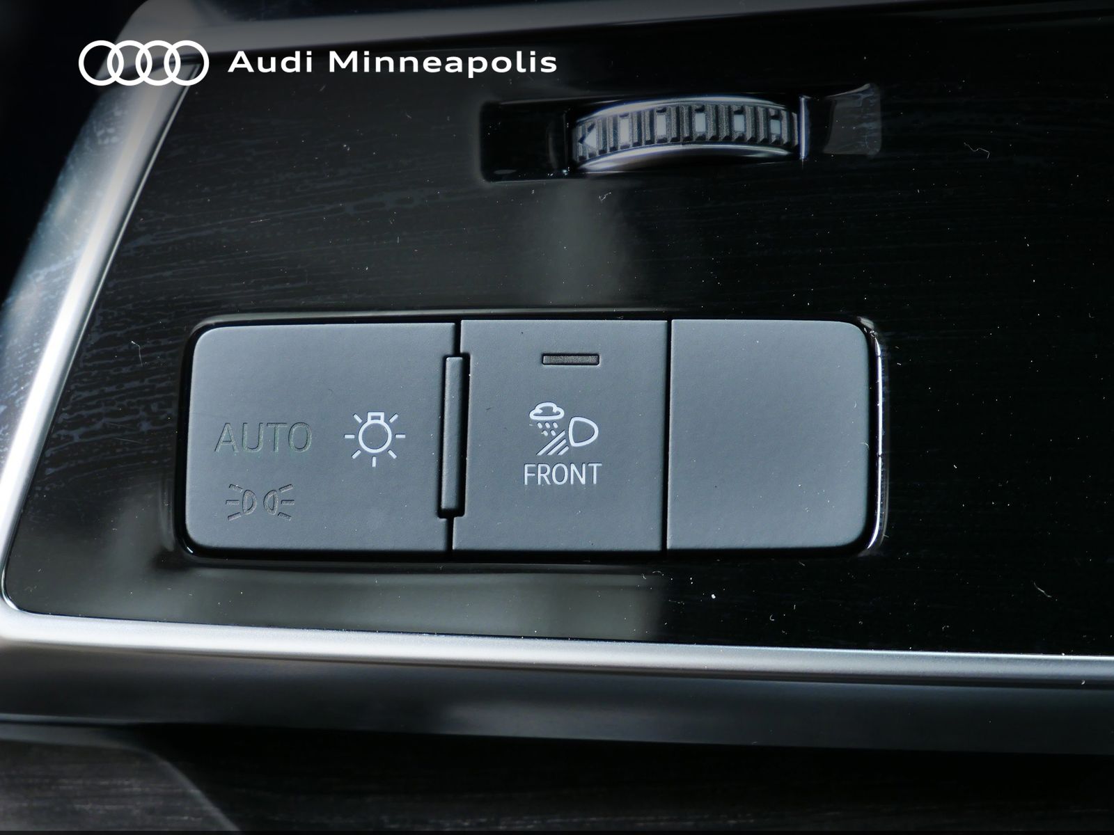 Thumbnail: 2025 Audi Q7 - 21