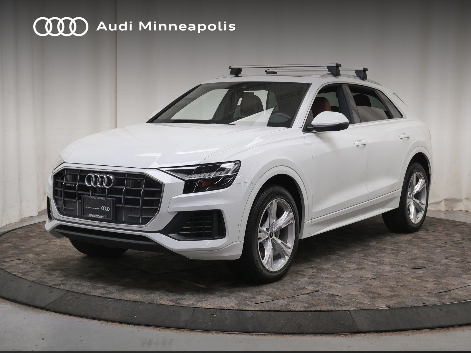 Thumbnail: 2023 Audi Q8 - 1