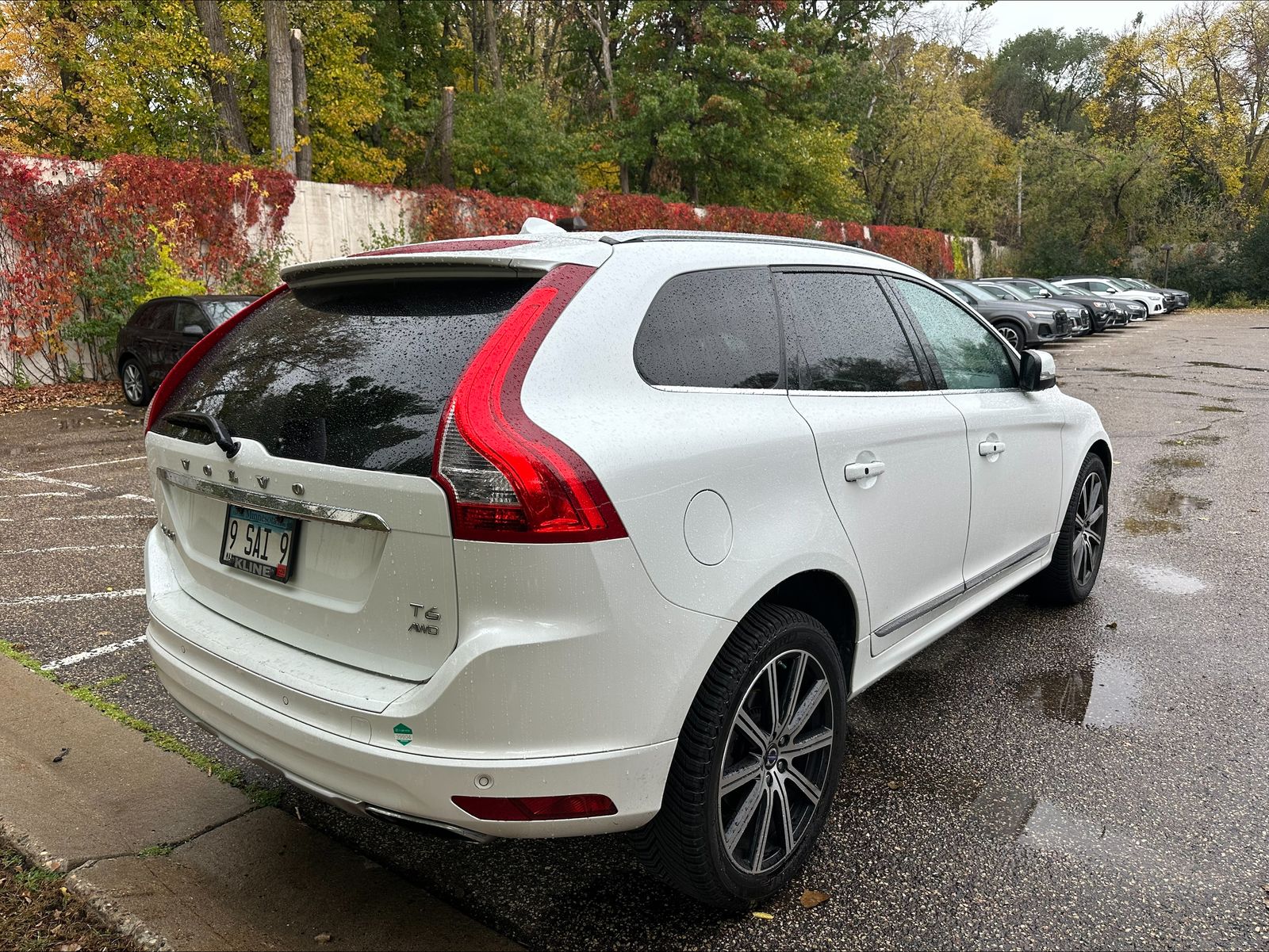 Thumbnail: 2015 Volvo XC60 - 4