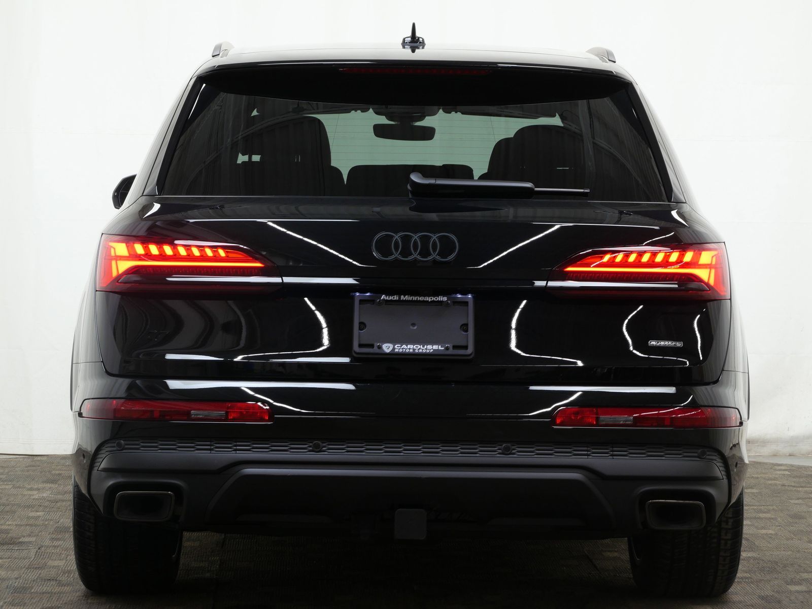 Thumbnail: 2026 Audi Q7 - 5