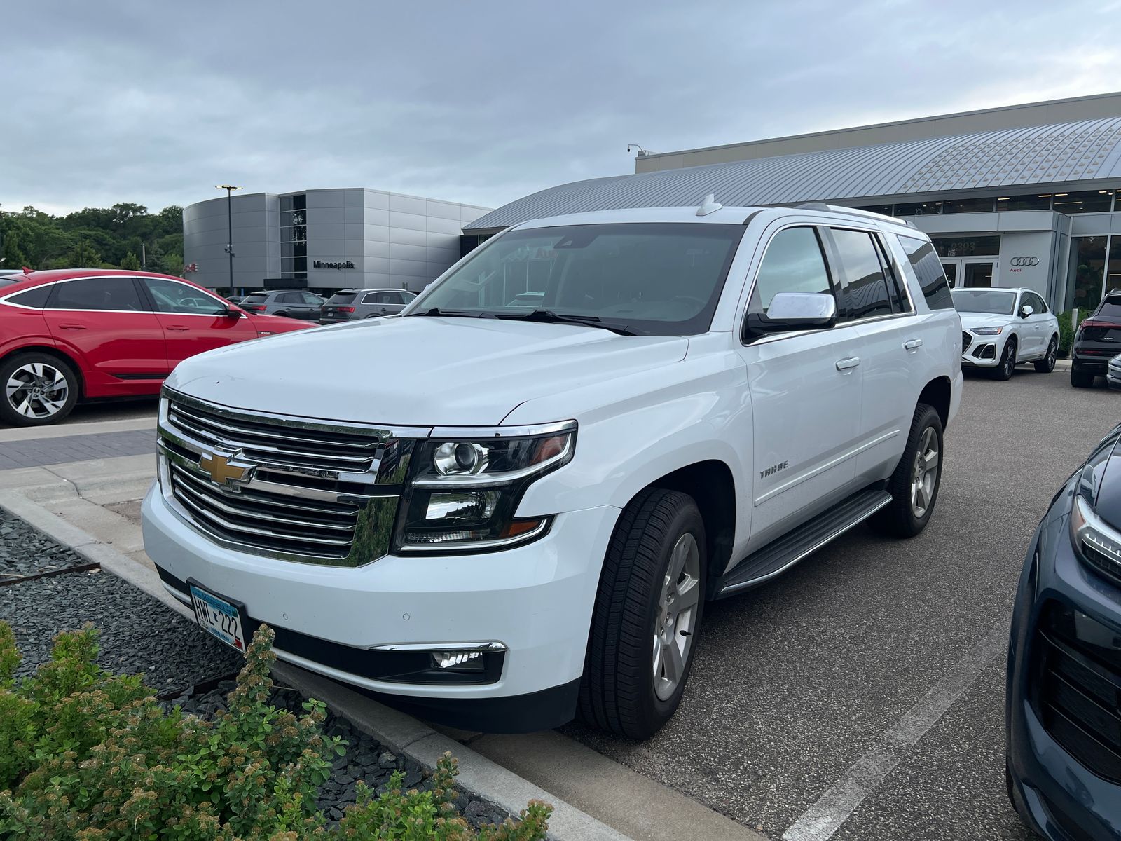 Thumbnail: 2020 Chevrolet Tahoe - 3