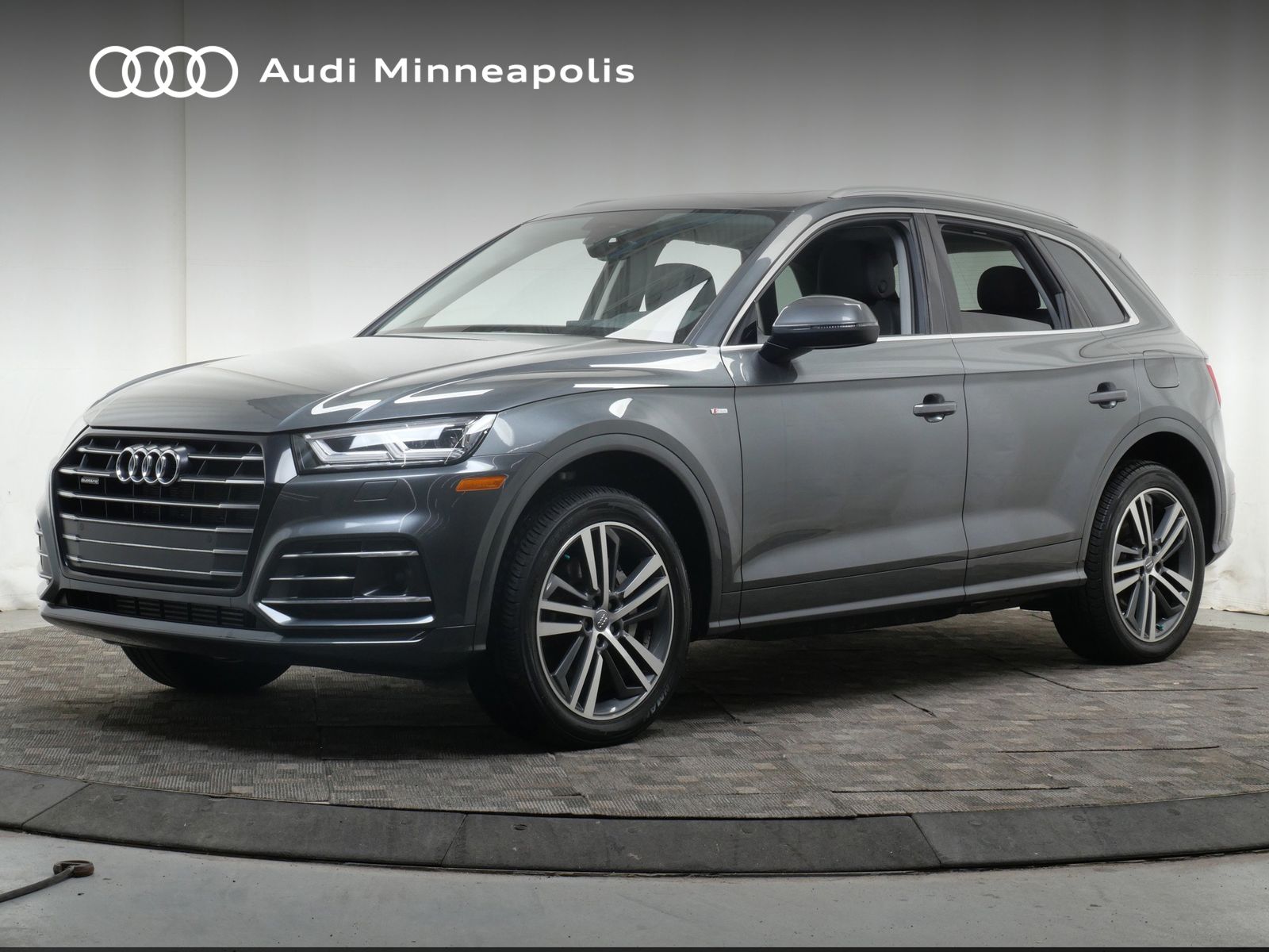 Thumbnail: 2020 Audi Q5 - 1