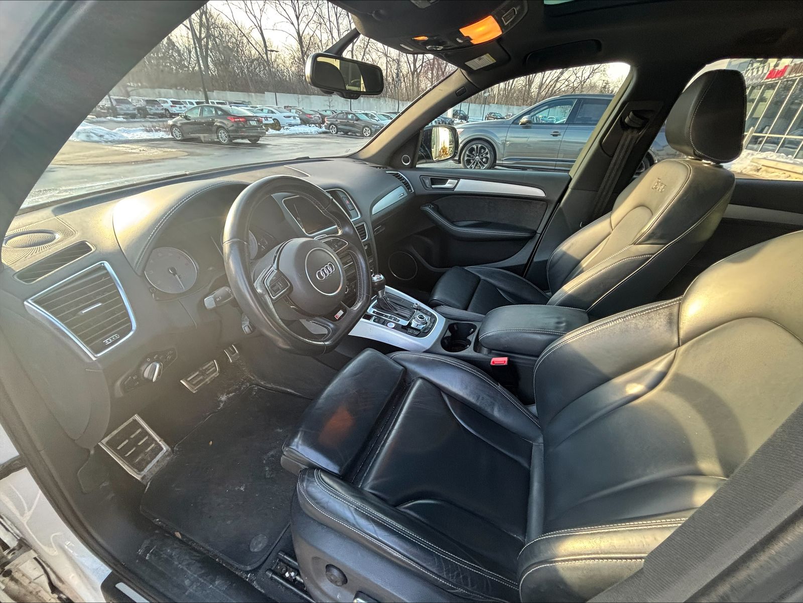 Thumbnail: 2017 Audi SQ5 - 2