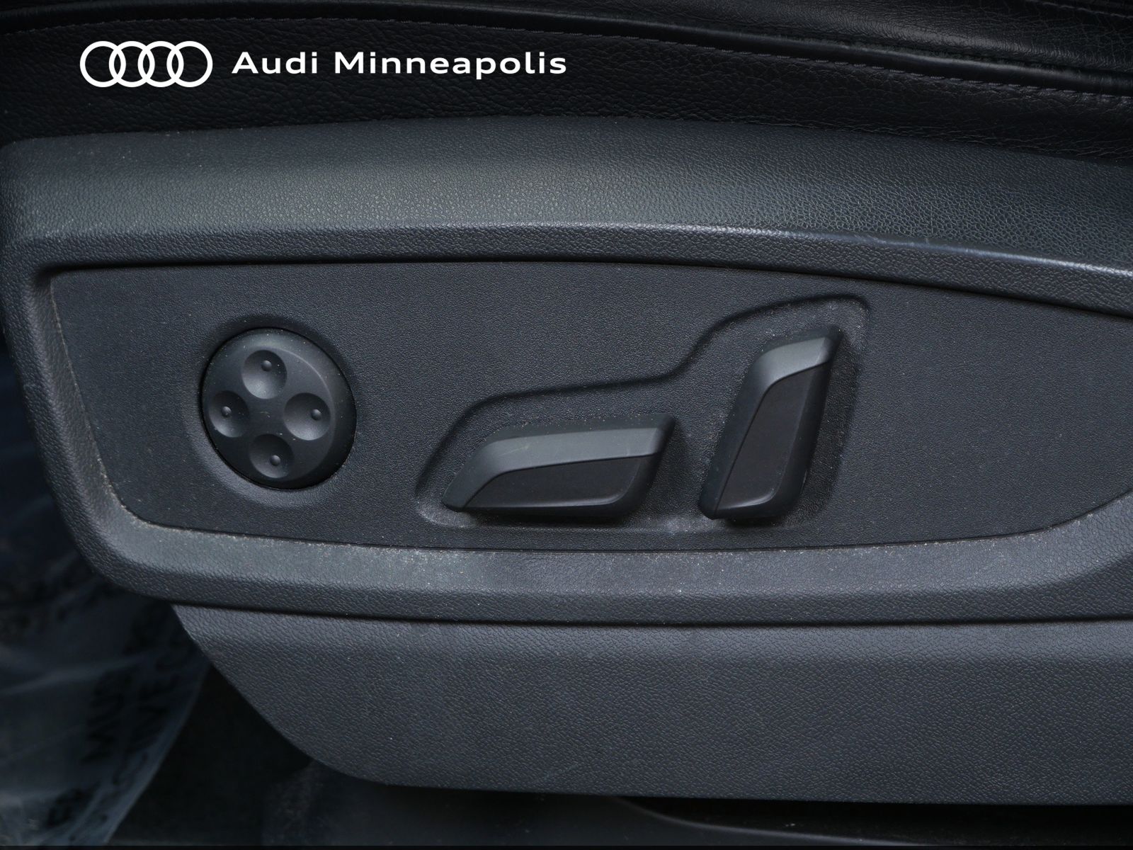 Thumbnail: 2019 Audi Q5 - 12