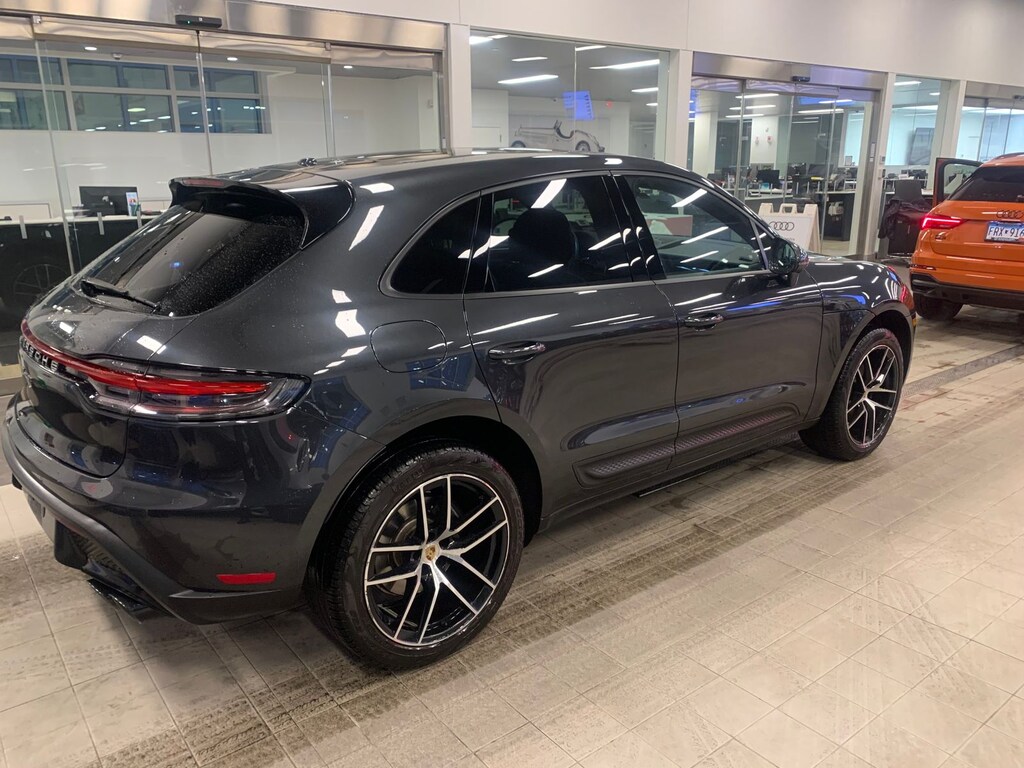 Used 2023 Porsche Macan Base SUV