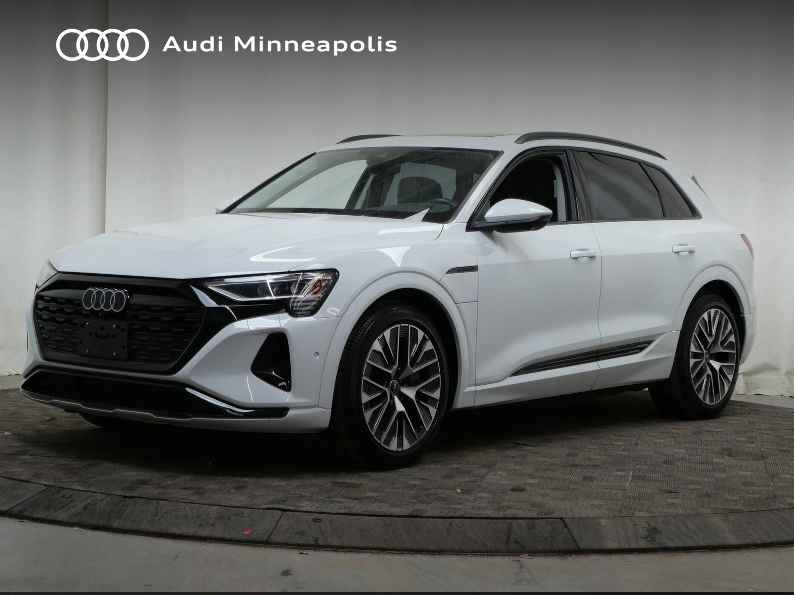 2024 Audi Q8 e-tron Premium Plus -
                  Golden Valley, MN