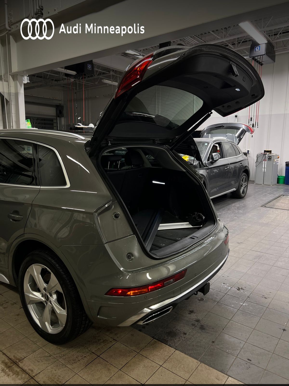 Thumbnail: 2023 Audi Q5 - 25