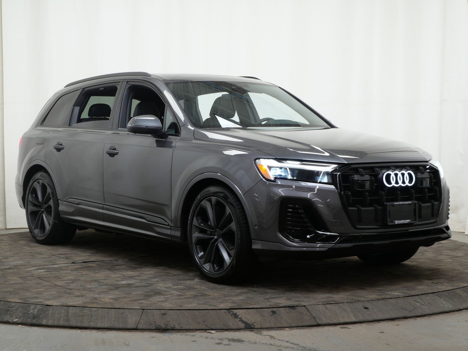 Thumbnail: 2026 Audi Q7 - 8
