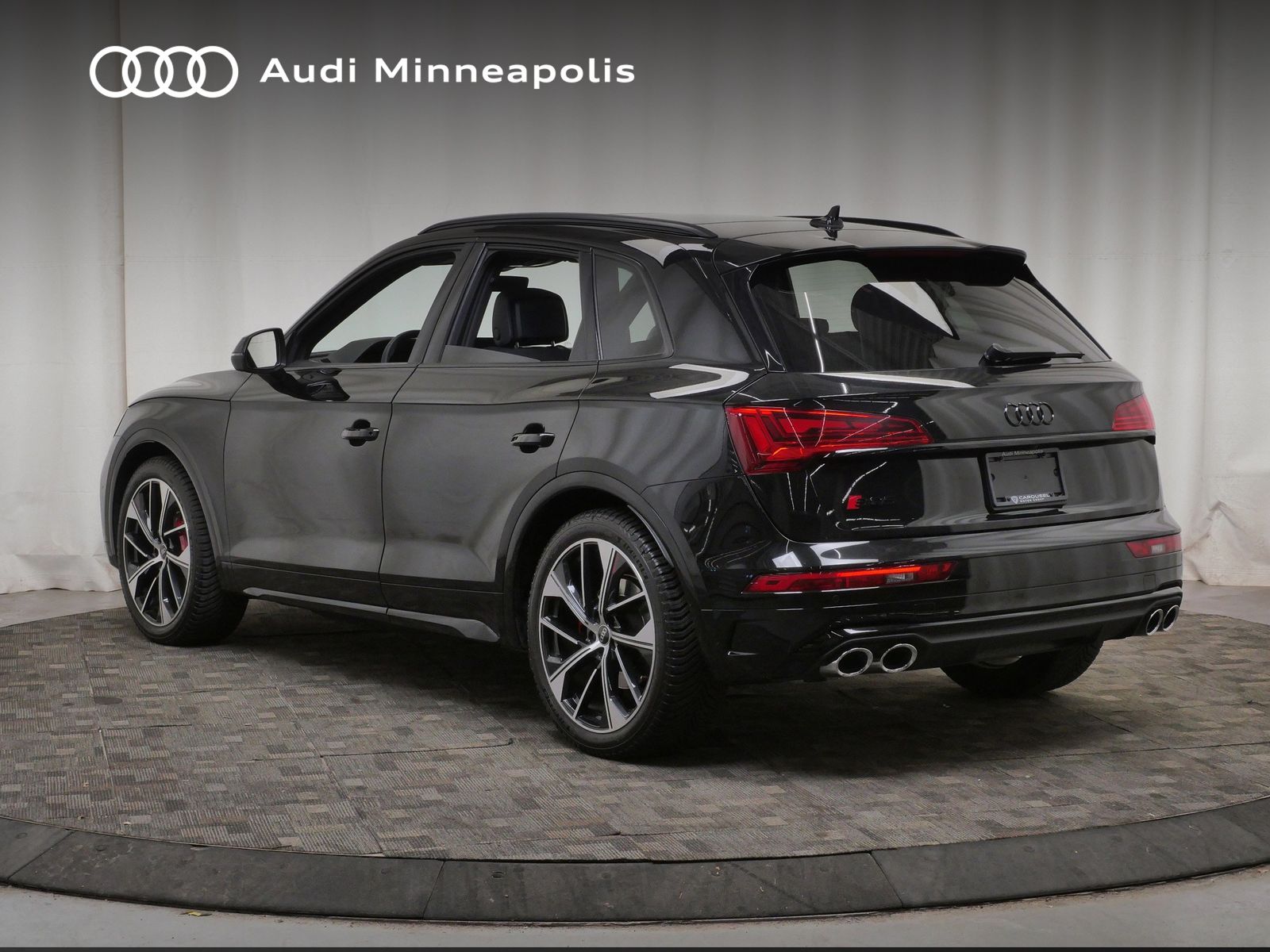 Thumbnail: 2023 Audi SQ5 - 5