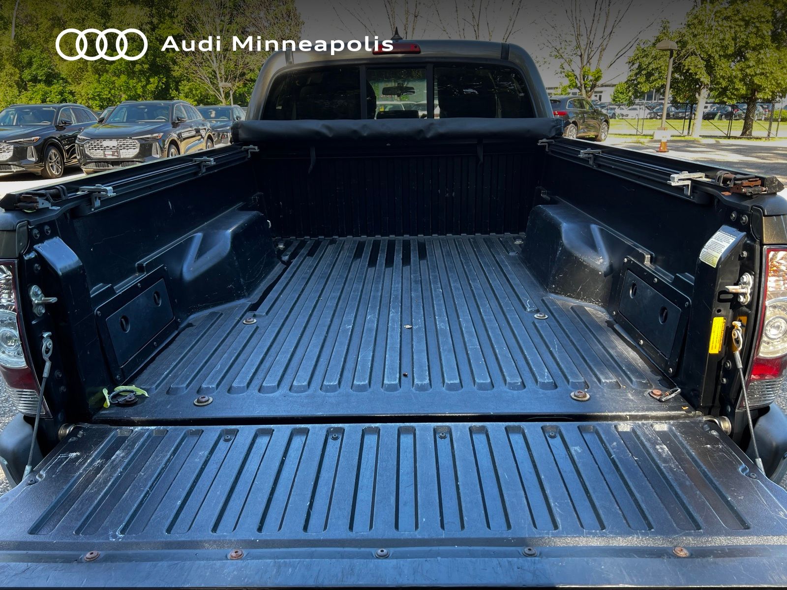 Thumbnail: 2014 Toyota Tacoma - 8