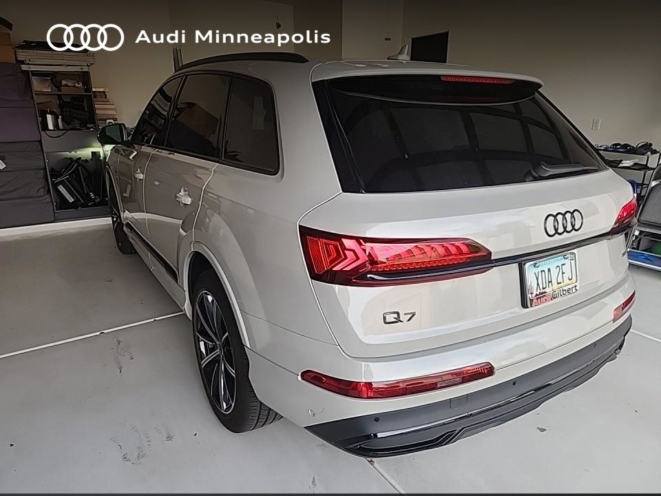 Thumbnail: 2022 Audi Q7 - 7