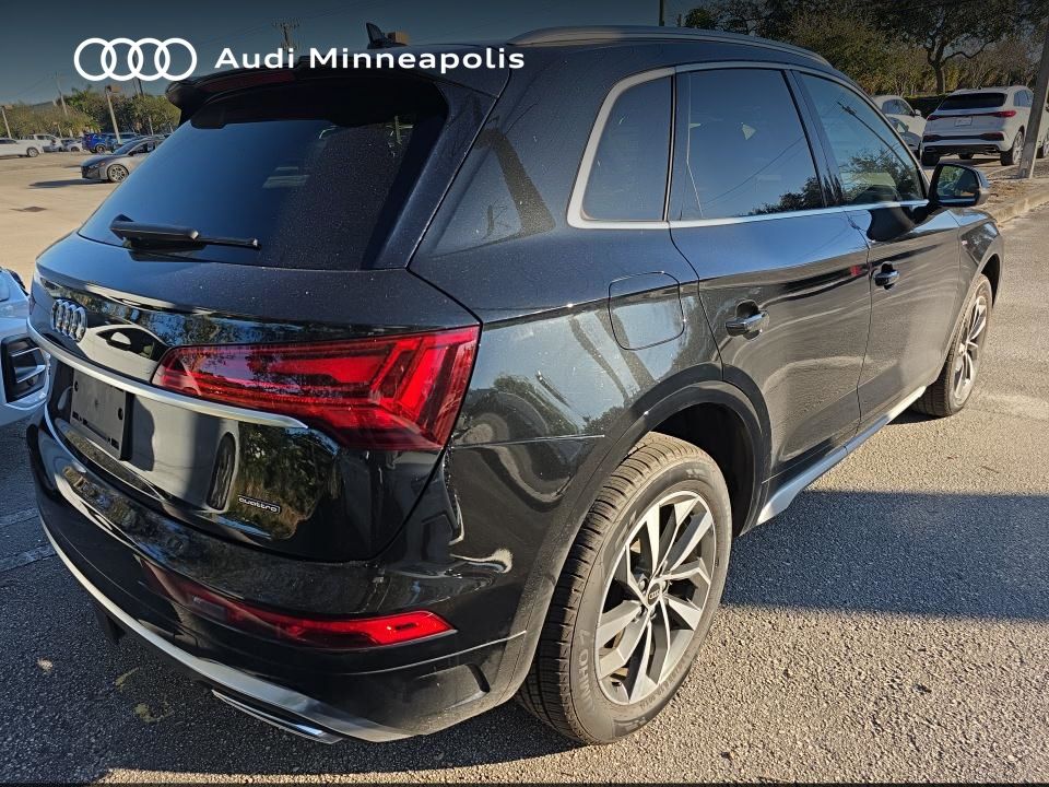 Thumbnail: 2023 Audi Q5 - 12